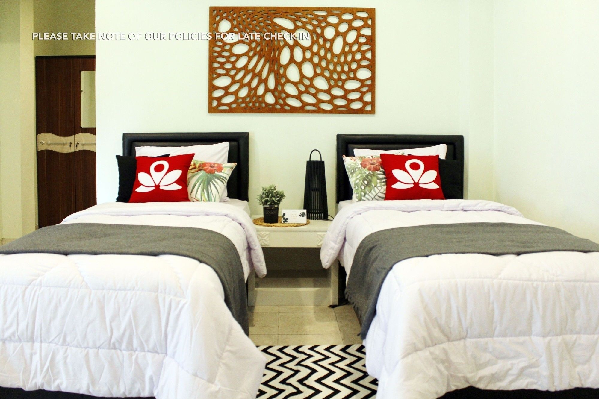 Zen Rooms Cipedes Tengah Bandung Exterior foto